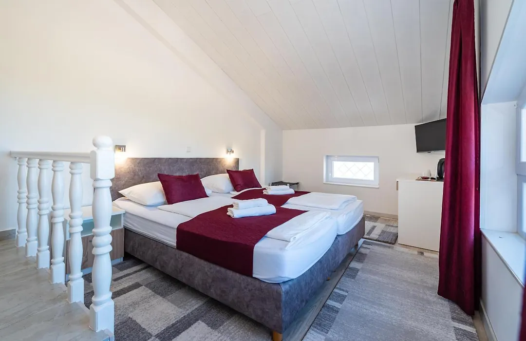 Hotel Vicko-1